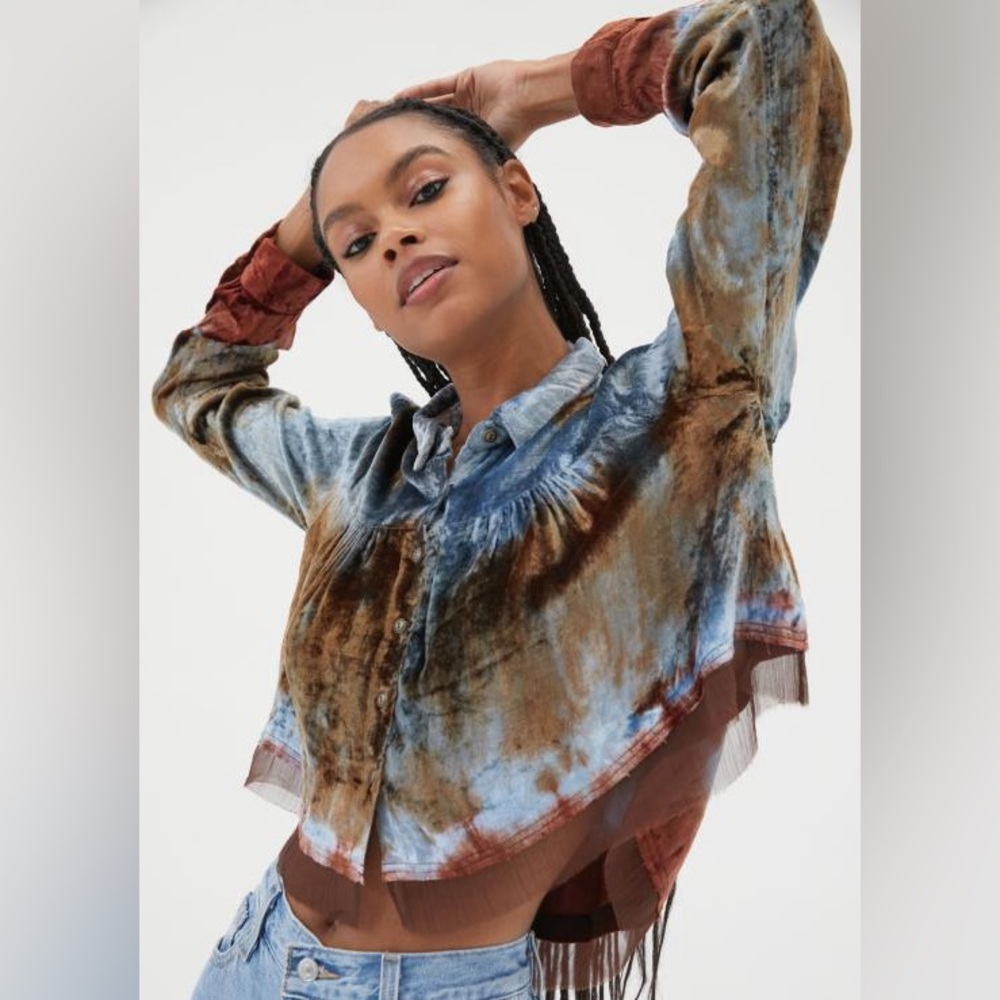 UO Willow Tie Dye Velvet Top